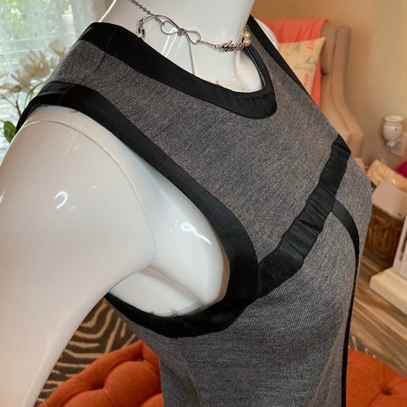 Yves Saint Laurent dress - Picture 5 of 6